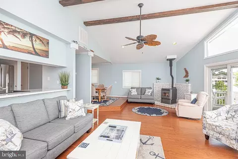 Living - 119 Teal Cir, Ocean Pines, MD 21811 photo 2 of 4