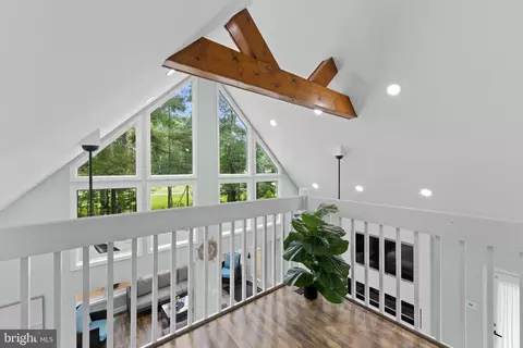 Entry Way - 72 Newport Dr, Ocean Pines, MD 21811 photo 10 of 12