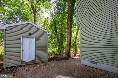 Exterior - 10 Laurel Trl, Ocean Pines, MD 21811 photo 9 of 10