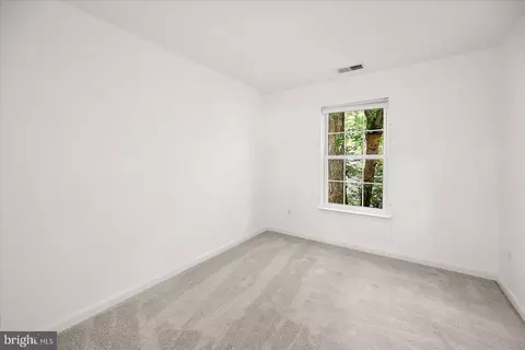Bedroom - 10 Laurel Trl, Ocean Pines, MD 21811 photo 5 of 10