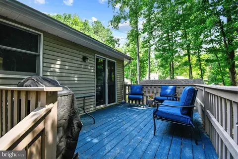 Exterior - 3 Boston Dr, Berlin, MD 21811 photo 1 of 8
