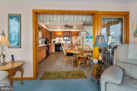 Entry Way - 24 Stacy Ct, Ocean Pines, MD 21811 photo 4 of 8