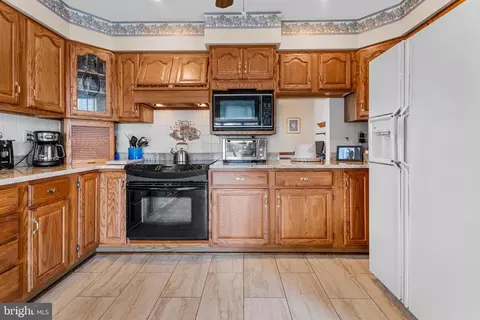 Kitchen - 24 Stacy Ct, Ocean Pines, MD 21811 photo 2 of 3
