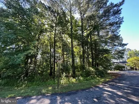 104 Boston Dr, Ocean Pines, MD 21811 photo 2