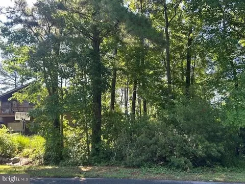 104 Boston Dr, Ocean Pines, MD 21811 photo 4