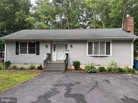 170 Windjammer Rd, Ocean Pines, MD 21811