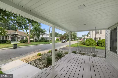 Exterior - 12 Burley St, Berlin, MD 21811 photo 4 of 15