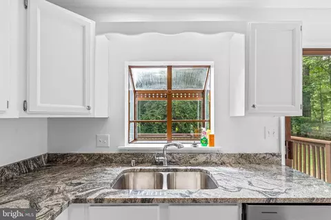 Kitchen - 15 Raft Rd, Ocean Pines, MD 21811 photo 4 of 5