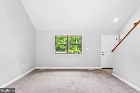 Living - 15 Raft Rd, Ocean Pines, MD 21811 photo 2 of 3