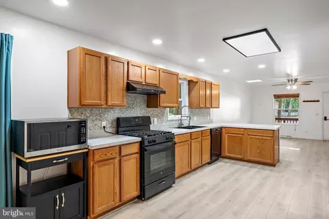 Kitchen - 15 Lord Guy Ter, Ocean Pines, MD 21811 photo 2 of 2