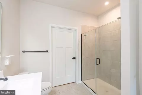 Bath - 11029 Augusta Ln #4, Berlin, MD 21811 photo 1 of 3