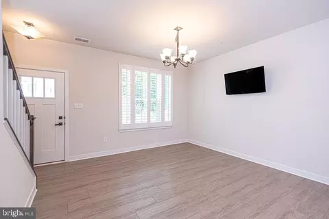 Living - 11029 Augusta Ln #4, Berlin, MD 21811 photo 1 of 2