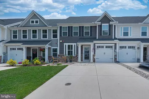 Exterior - 11029 Augusta Ln #4, Berlin, MD 21811 photo 1 of 7