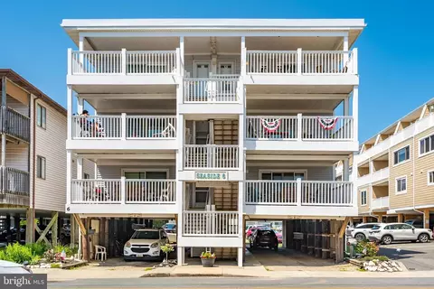 6 44th St #6, Ocean City, MD 21842