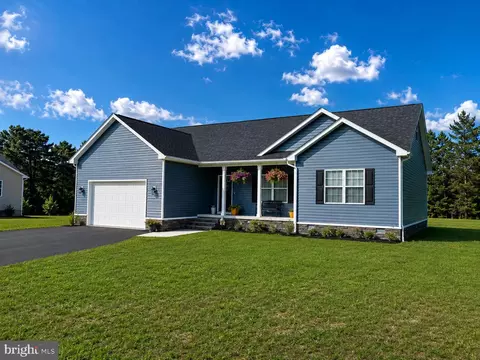 2104 Groton Rd, Pocomoke City, MD 21851