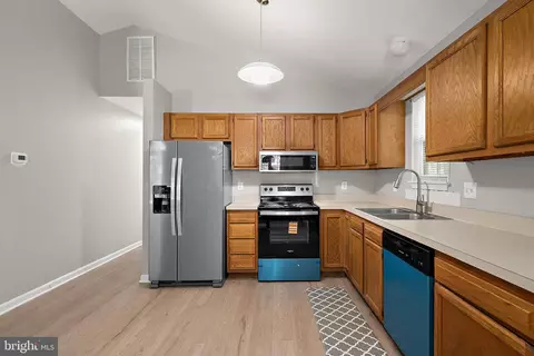 Kitchen - 9 Camelot Cir, Ocean Pines, MD 21811 photo 2 of 3