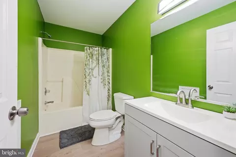 Bath - 9 Camelot Cir, Ocean Pines, MD 21811 photo 2 of 2