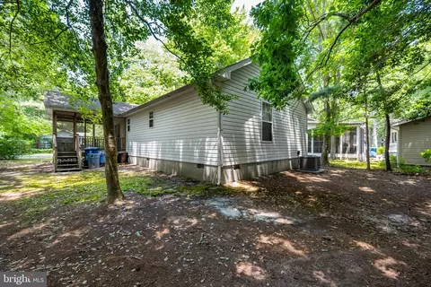 Exterior - 9 Camelot Cir, Ocean Pines, MD 21811 photo 10 of 16