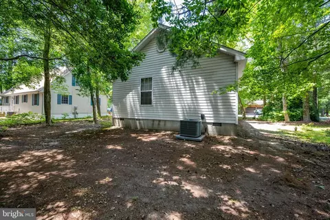 Exterior - 9 Camelot Cir, Ocean Pines, MD 21811 photo 13 of 16