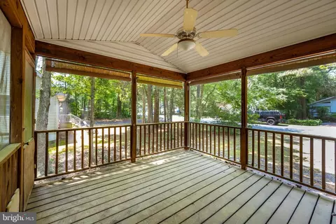 Exterior - 9 Camelot Cir, Ocean Pines, MD 21811 photo 5 of 16