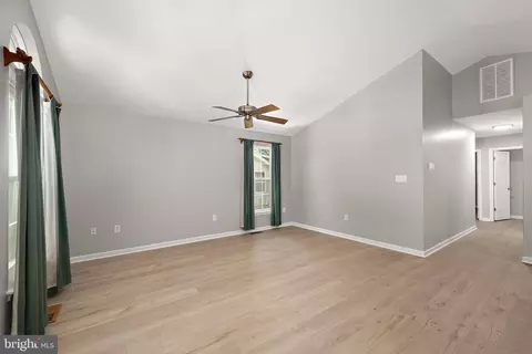 Living - 9 Camelot Cir, Ocean Pines, MD 21811 photo 4 of 6