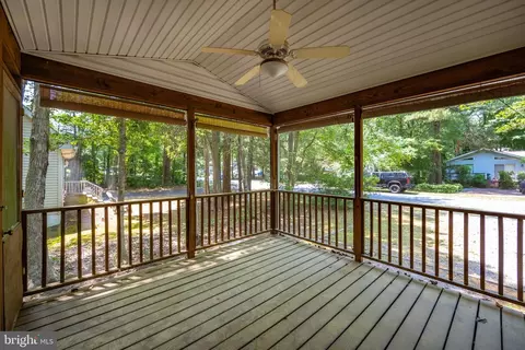 Exterior - 9 Camelot Cir, Ocean Pines, MD 21811 photo 4 of 16