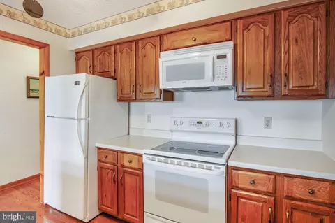 Kitchen - 36 Teal Cir, Ocean Pines, MD 21811 photo 2 of 3