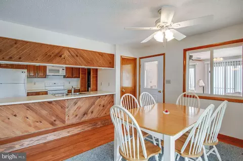 Dining - 36 Teal Cir, Ocean Pines, MD 21811 photo 2 of 3