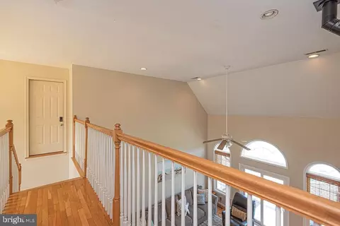 Entry Way - 10671 Cathell Rd, Berlin, MD 21811 photo 10 of 12