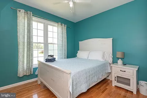 Bedroom - 10671 Cathell Rd, Berlin, MD 21811 photo 4 of 11