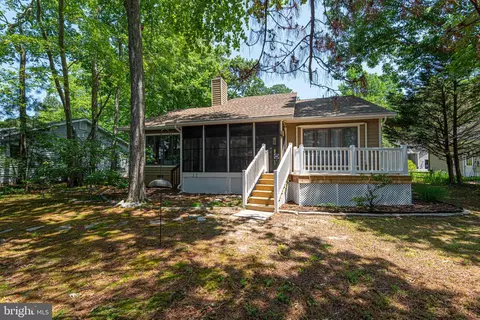 Exterior - 9 Bearberry Rd, Ocean Pines, MD 21811 photo 6 of 8