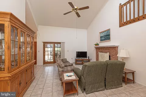 Living - 9 Bearberry Rd, Ocean Pines, MD 21811 photo 2 of 2