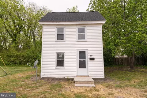 706 5th St, Pocomoke City, MD 21851