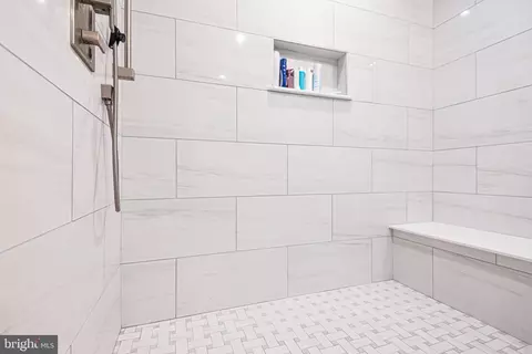 Bath - 39 King Richard Rd, Ocean Pines, MD 21811 photo 4 of 11