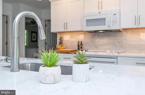 Kitchen - 39 King Richard Rd, Ocean Pines, MD 21811 photo 7 of 8