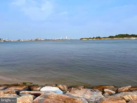 9628 Oceanview Ln, Ocean City, MD 21842