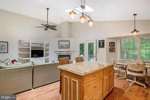 Kitchen - 62 Martinique Cir, Ocean Pines, MD 21811 photo 5 of 8