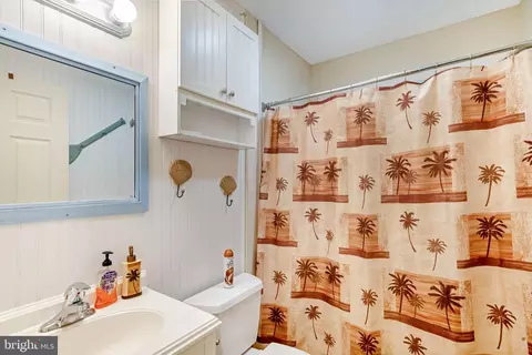 Bath - 62 Martinique Cir, Ocean Pines, MD 21811 photo 4 of 4
