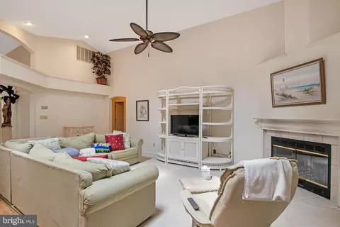 Living - 62 Martinique Cir, Ocean Pines, MD 21811 photo 3 of 5