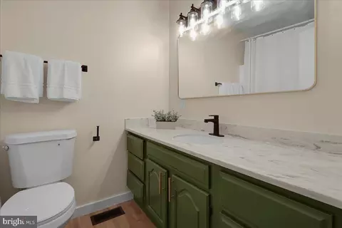 Bath - 10 Stonemeadow Ct, Ocean Pines, MD 21811 photo 1 of 2