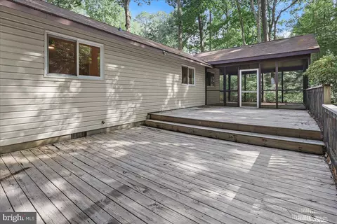 Exterior - 10 Stonemeadow Ct, Ocean Pines, MD 21811 photo 2 of 13