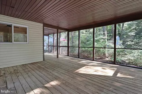 Exterior - 10 Stonemeadow Ct, Ocean Pines, MD 21811 photo 5 of 13