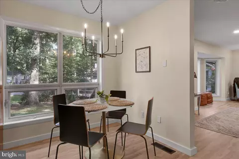Dining - 10 Stonemeadow Ct, Ocean Pines, MD 21811 photo 2 of 3