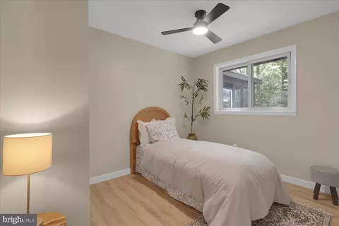 Bedroom - 10 Stonemeadow Ct, Ocean Pines, MD 21811 photo 3 of 5