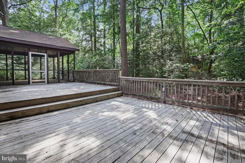 Exterior - 10 Stonemeadow Ct, Ocean Pines, MD 21811 photo 6 of 13