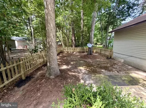 Exterior - 10 Stonemeadow Ct, Ocean Pines, MD 21811 photo 7 of 14
