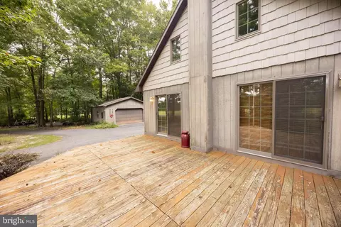 Exterior - 10376 Georgetown Rd, Berlin, MD 21811 photo 3 of 22