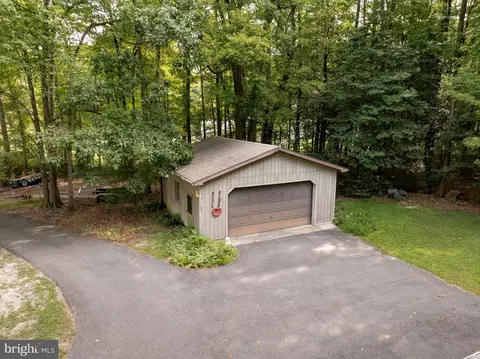 Exterior - 10376 Georgetown Rd, Berlin, MD 21811 photo 19 of 22