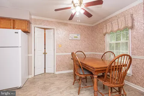 Dining - 11 Seafarer Ln, Ocean Pines, MD 21811 photo 3 of 3