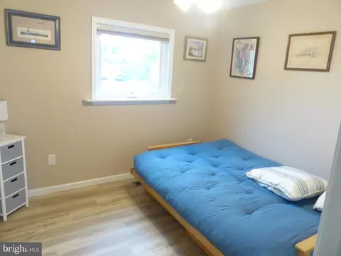 Bedroom - 20 E Mallard Dr E, Berlin, MD 21811 photo 2 of 2